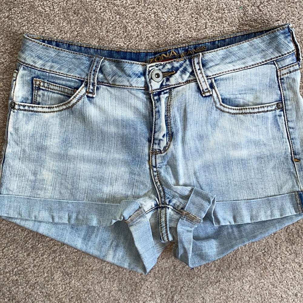 Light wash Denim shorts
